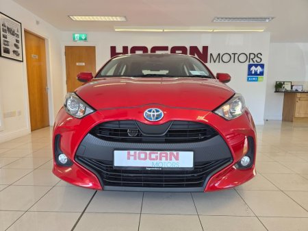 2022 Toyota Yaris * Jan 2026 Pricing * Hybrid Luna Automatic €16,950