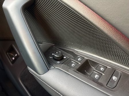 2025 Volkswagen Tiguan TIGUAN LIFE 1.5 PHEV DSG 204HP €49,859 thumbnail