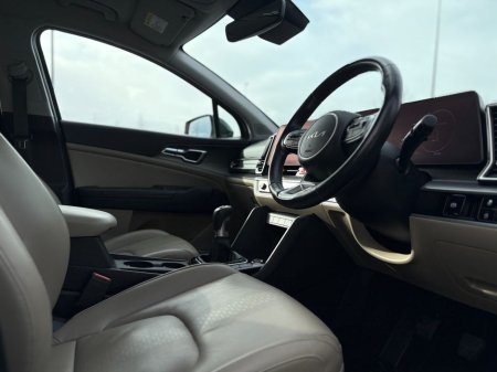 2022 Kia Sportage - thumbnail 8