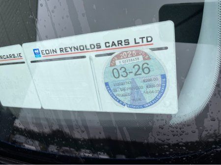 2021 Peugeot 2008 ALLURE 1.2 100 5DR LOW KMS. AS NEW! €17,995 thumbnail