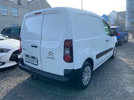2017 Citroen Berlingo - thumbnail 30