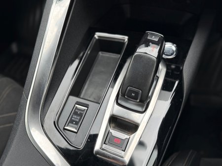 2021 Peugeot 3008 - thumbnail 27