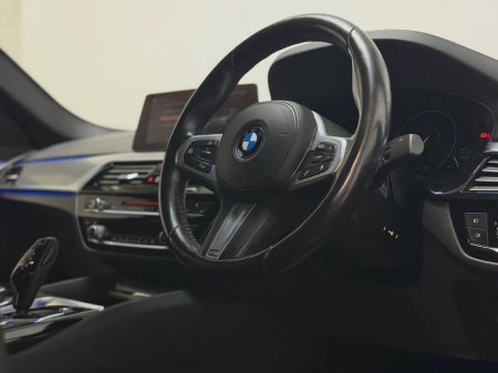 2018 BMW 5 Series - thumbnail 9