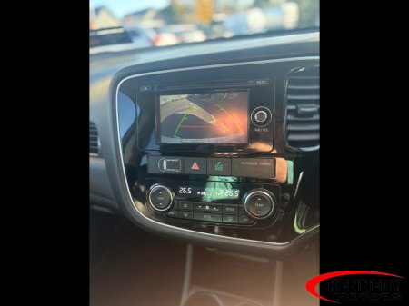 2016 Mitsubishi Outlander - thumbnail 7