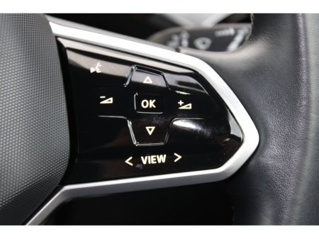 2022 Volkswagen ID.4 LIFE DX 77kWh 174HP €26,950 thumbnail