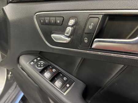 2014 Mercedes-Benz E Class - thumbnail 10