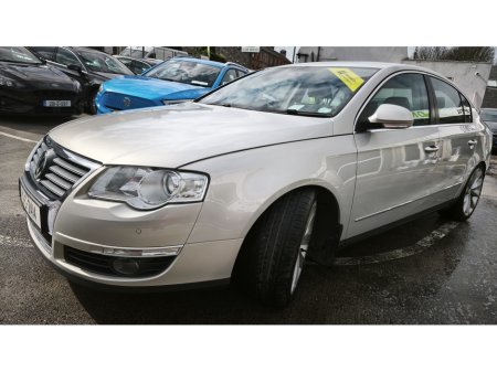 2010 Volkswagen Passat - thumbnail 3