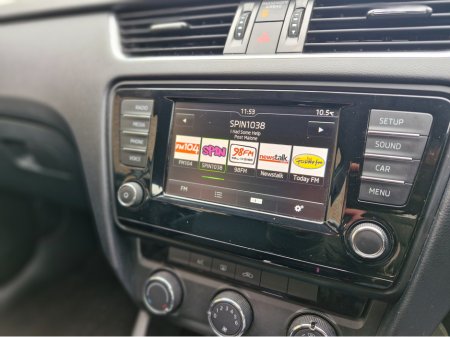 2016 Skoda Octavia - thumbnail 17