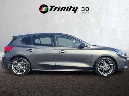 2021 Ford Focus - thumbnail 5