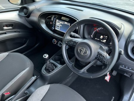 2023 Toyota Aygo X AYGO X 1.0 PULSE thumbnail