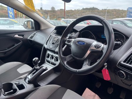 2013 Ford Focus - thumbnail 5