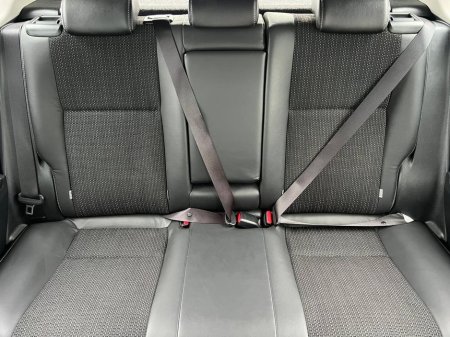 2016 Toyota Auris - thumbnail 12