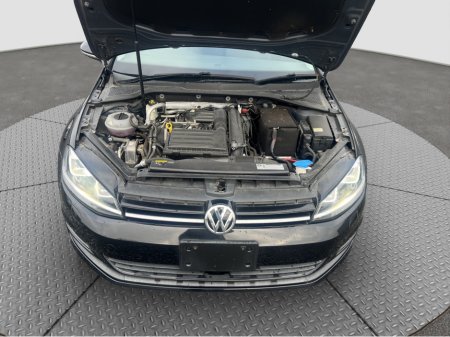 2017 Volkswagen Golf 2017 Volkswagen Golf 1.2 TSI Automatic (19K KM Only) €17,500 thumbnail