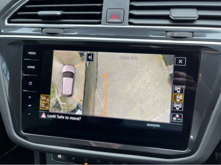 2020 Volkswagen Tiguan - thumbnail 24