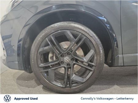 2024 Volkswagen Tiguan 2.0 TDI 150HP R-Line DSG €53,950 thumbnail