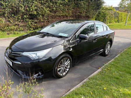 2015 Toyota Avensis - photo 2