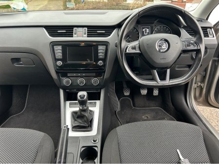 2015 Skoda Octavia AMBITION 1.6 TDI 105HP €8,995 thumbnail