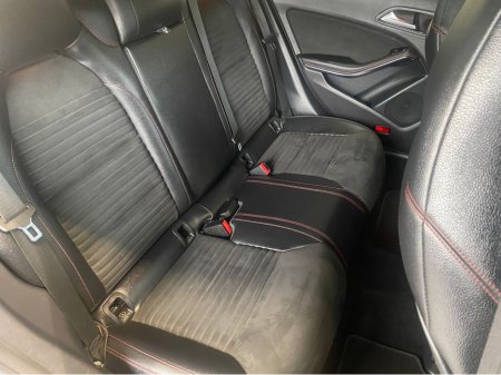 2015 Mercedes-Benz CLA Class - thumbnail 14