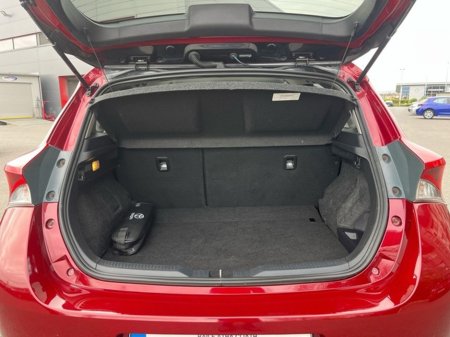 2018 Toyota Auris - thumbnail 10