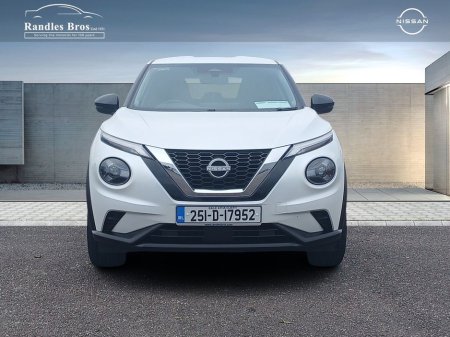 2025 Nissan Juke - view 4