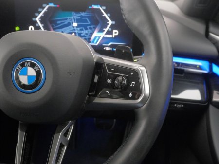 2024 BMW 5 Series - thumbnail 18