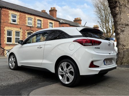 2016 Hyundai i20 - thumbnail 8