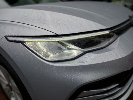 2024 Volkswagen Golf 1.0 TSI 110HP Life, FSH, Silver Met, 26km. €28,750 thumbnail