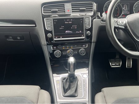 2016 Volkswagen Golf 2016 Volkswagen Golf 1.4 TSI Automatic Highline €16,250 thumbnail