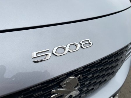 2022 Peugeot 5008 1.5 BlueHDi Active Premium SUV 5dr Diesel Manual Euro 6 (s/s) (130 ps) thumbnail