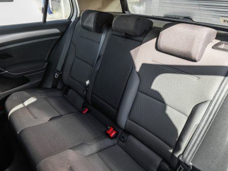 2016 Volkswagen Golf - thumbnail 13