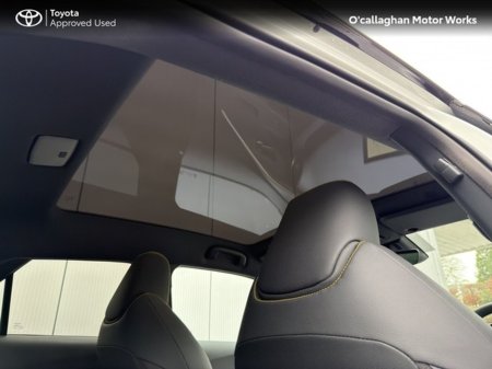 2025 Toyota C-HR - thumbnail 12