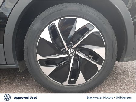 2023 Volkswagen ID.4 - thumbnail 9