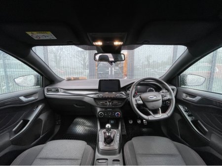 2021 Ford Focus ST-LINE EDITION 5DR 1.5 TD 120 M6 €21,950 thumbnail