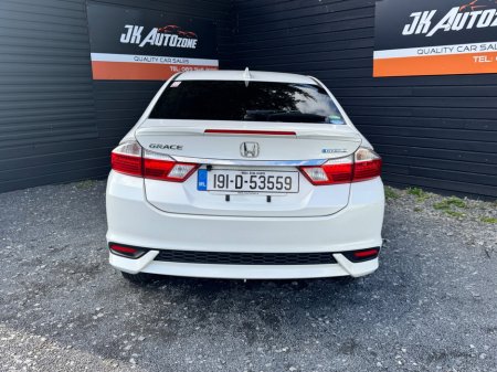 2019 Honda Grace - thumbnail 4