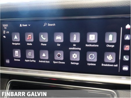 2023 Porsche Panamera - thumbnail 18