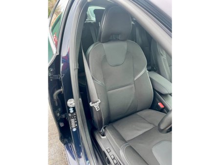 2015 Volvo V40 - thumbnail 16