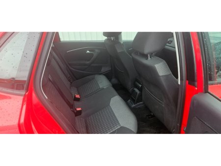 2015 Volkswagen Polo - thumbnail 27