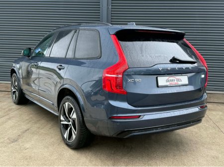 2023 Volvo XC90 - thumbnail 5