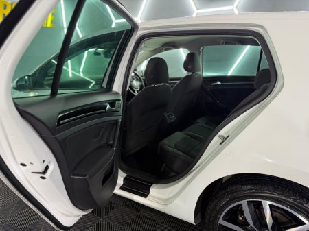 2018 Volkswagen Golf 1.4 TSI 3DR 150HP Highline €19,499 thumbnail