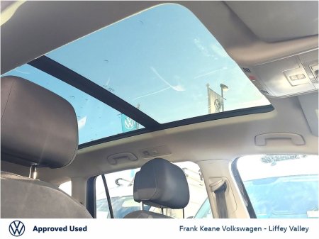 2019 Volkswagen Tiguan Allspace HIGHLINE AUTO 2.0 TDI 150HP *SUNROOF* *7-SEATER* *CARPLAY & ANDROID AUTO* *12 MONTHS FRANK KEANE WARRANTY* €32,995 thumbnail