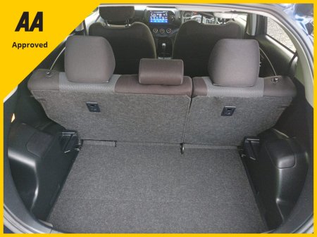 2020 Toyota Yaris - thumbnail 10