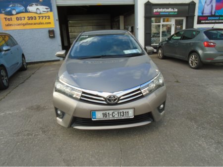 2016 Toyota Corolla - thumbnail 2