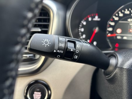 2019 Kia Sorento - thumbnail 15