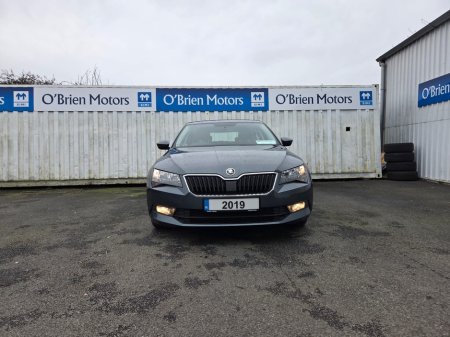 2019 Skoda Superb 1.6 TDI S €16,500 thumbnail