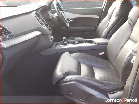 2023 Volvo XC90 T8 PHEV 455hp Core Bright (Two Year Volvo Selekt Warranty + Two Year Volvo Service Plan) €64,900 thumbnail