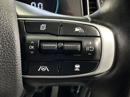 2023 Kia Sportage - thumbnail 14