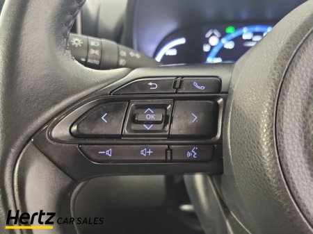 2023 Toyota Yaris Cross - thumbnail 23