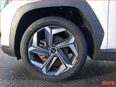 2024 Hyundai Tucson Executive Plus PHEV *TINY MILEAGE / IN LIKE NEW CONDITION* €39,900 thumbnail