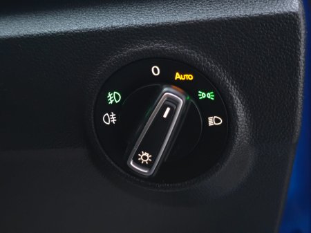 2021 Volkswagen T-Roc 2.0 TDI 115bhp Design €24,950 thumbnail