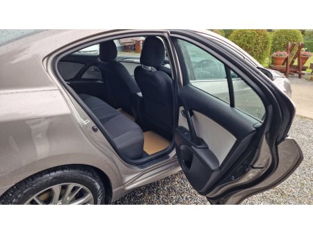 2016 Toyota Avensis - thumbnail 4